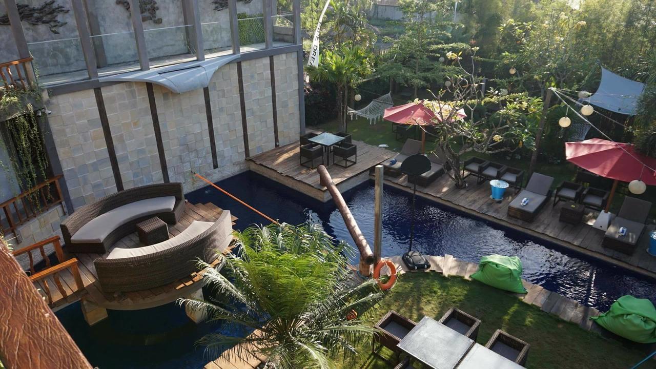 Pipe Dream Villas Resort Kuta  Екстериор снимка