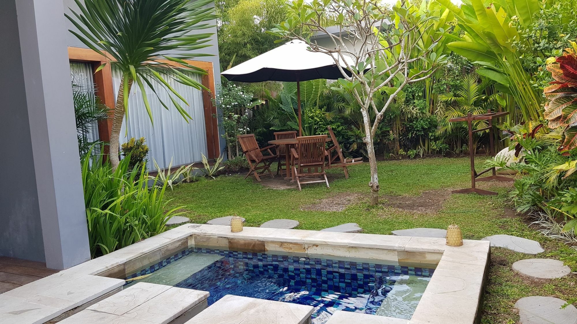 Pipe Dream Villas Resort Kuta  Екстериор снимка